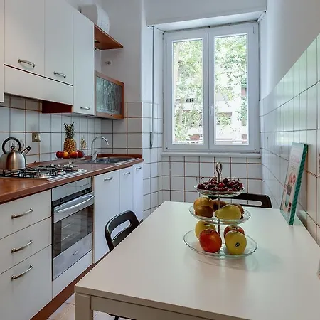 아파트 Romefinestay Mirabello